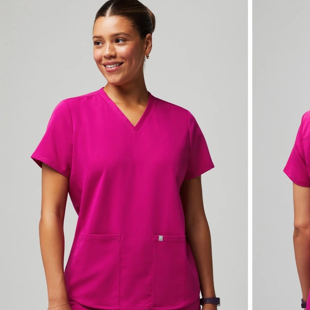 Fabletics wine scrub set